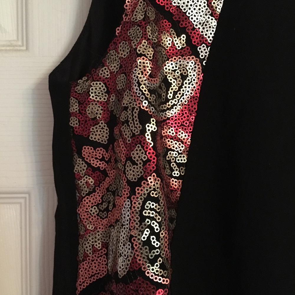 Dress - Picture 2 of 3